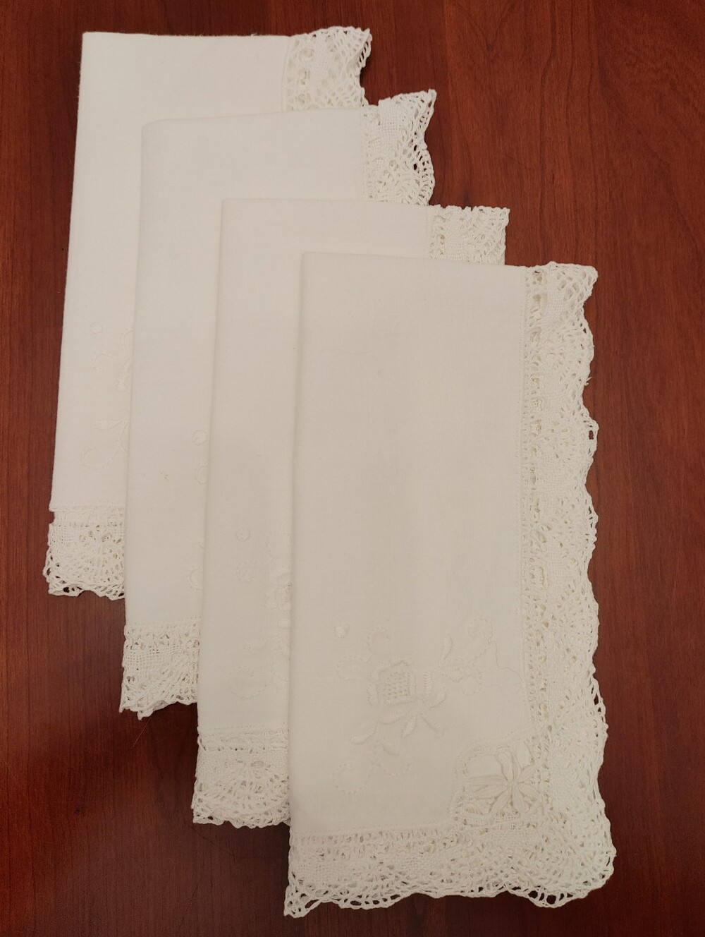 Classic White Crochet-Edge Dinner Napkins - Set of 4 (#431)